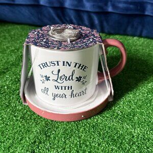 Inspirational Motivational Trust in the Lord Mug Saucer & Tea Infuser Set  NEW